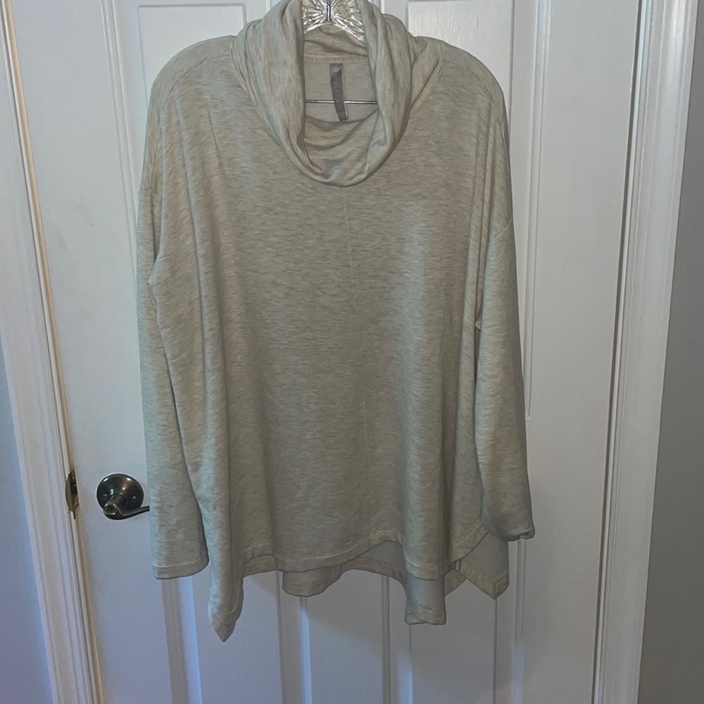 Athleta Top